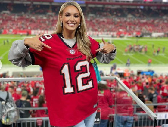 Tom Brady Stan Veronika Rajek Is Doing Her Thing at Tour de France - TMSPN