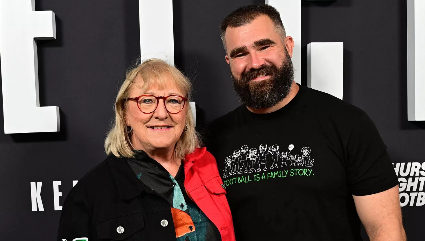 Jason Rabe Mother Jason Kelce Roasts Ridiculous Viral Stories About Mom Donna and Her ...