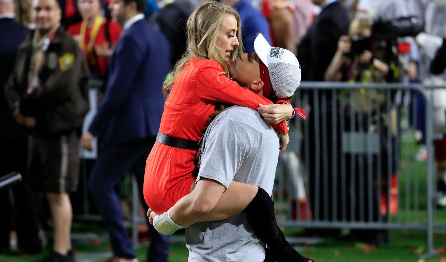 Brittany Mahomes Sends PSA About 'Pelvic Floor' Amid Reveal of a