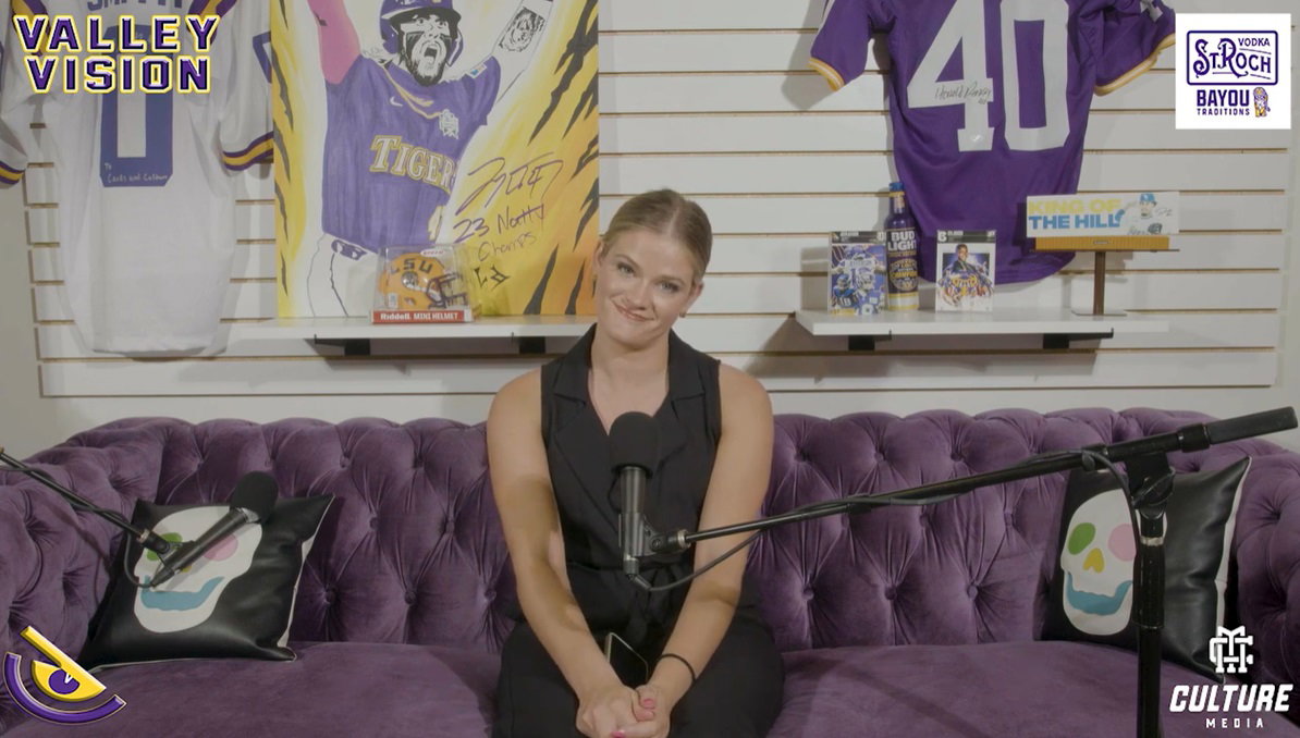 LSU Head Football Coach Brian Kelly’s Daughter Reacts To Memes About ...