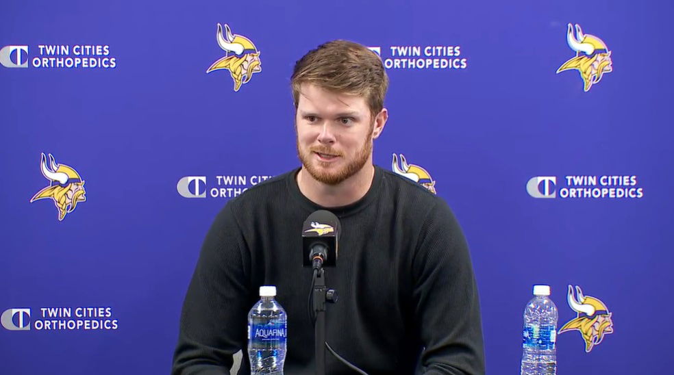New Contender Emerges in Race to Sign Sam Darnold in Free Agency TMSPN New Contender Emerges in Race to Sign Sam Darnold in Free Agency TMSPN