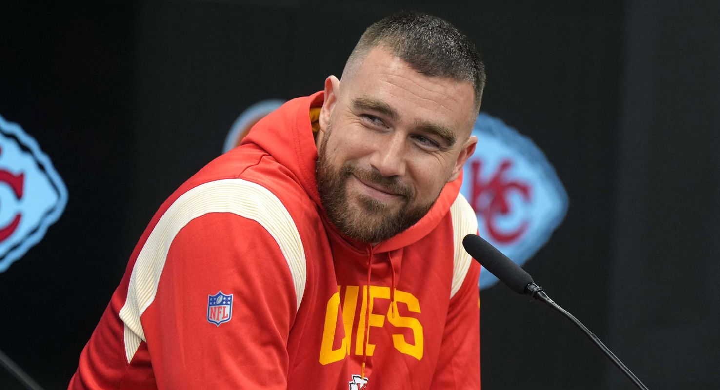 travis-kelce-s-pregame-outfit-for-chiefs-texans-game-becomes-a-social