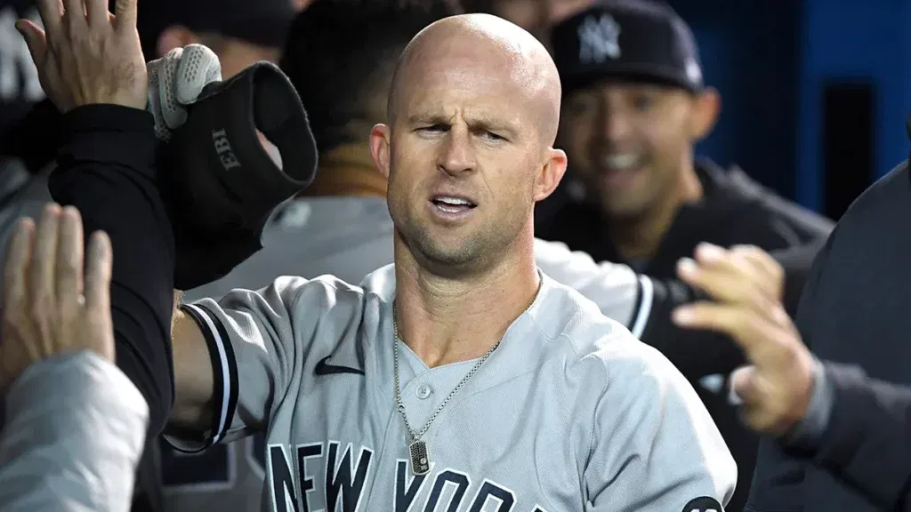 Alex Rodriguez Shares Heartfelt Tribute After Death of Brett Gardner’s(02)