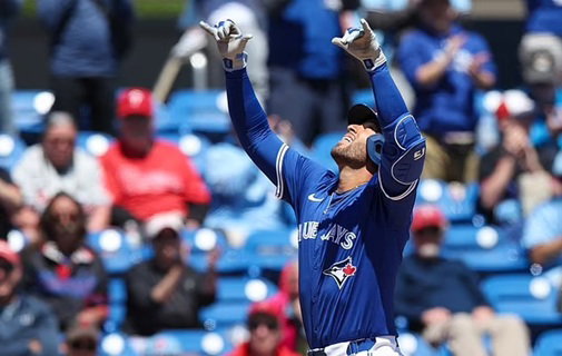 Baseball Fan Suffers Unfortunate Wardrobe Malfunction During Blue Jays ...