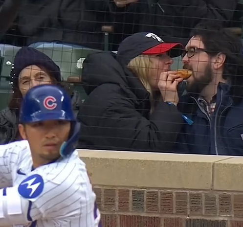 Cubs Couple Goes Viral for Hot Dog Moment Straight Out of a Rom-Com