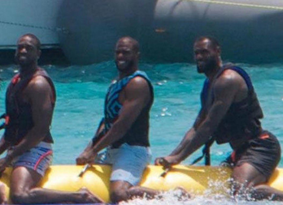 Dwyane Wade Shares Backstory Behind Iconic NBA Banana Boat Photo TMSPN(00)