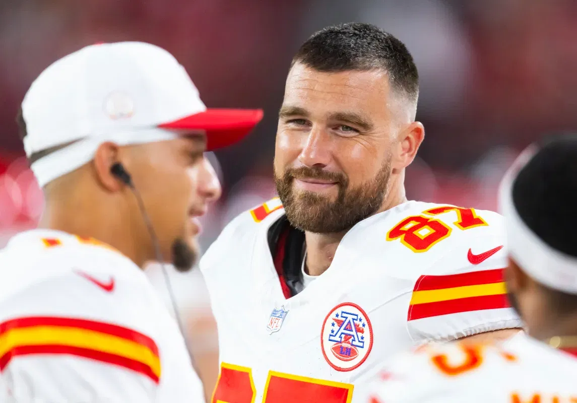 Patrick Mahomes and Travis Kelce’s Opposite Reactions During the