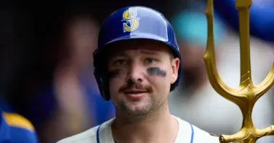 Cal Raleigh’s Girlfriend Sends Message After Mariners’ Shocking Game 2