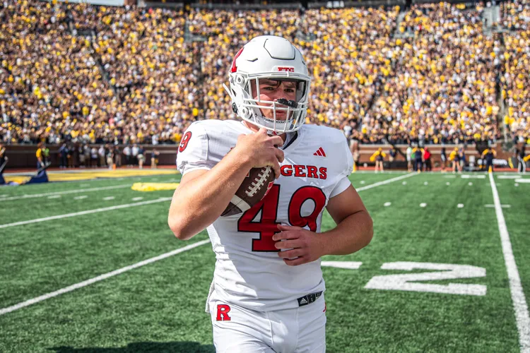 Former Big Ten Football Player Says Heated Rivalry Would Have Made ...