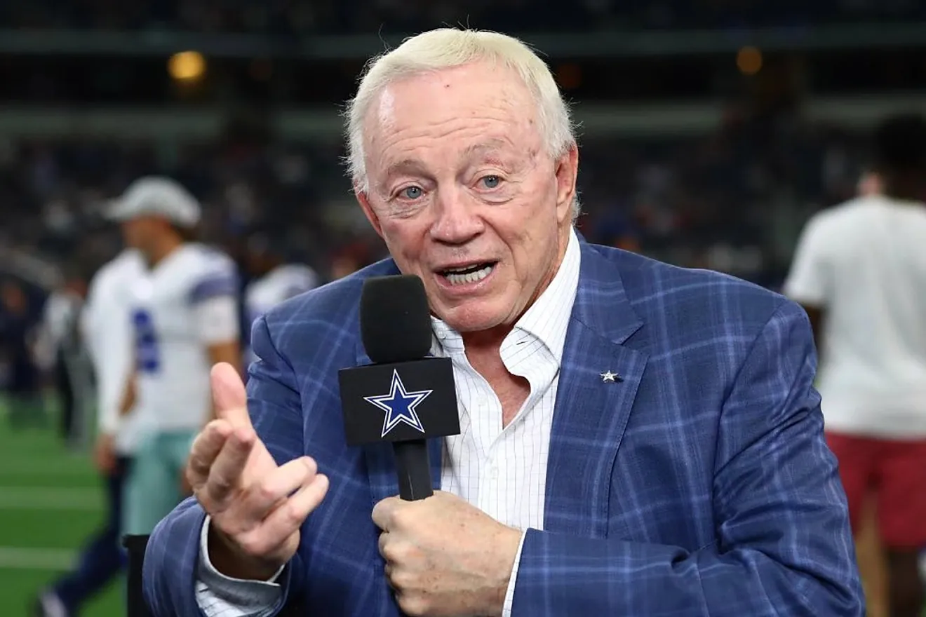 Jerry Jones Reveals Bizarre Encounter With Rival Fan Involving Cowboys ...