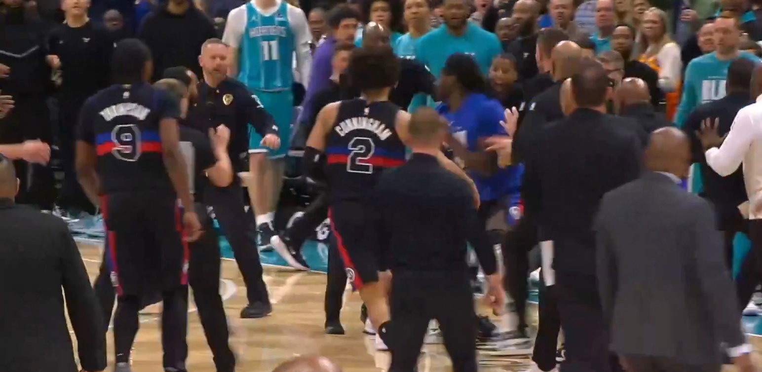 Chaos Erupts as Isaiah Stewart Punches Miles Bridges During Wild Brawl ...