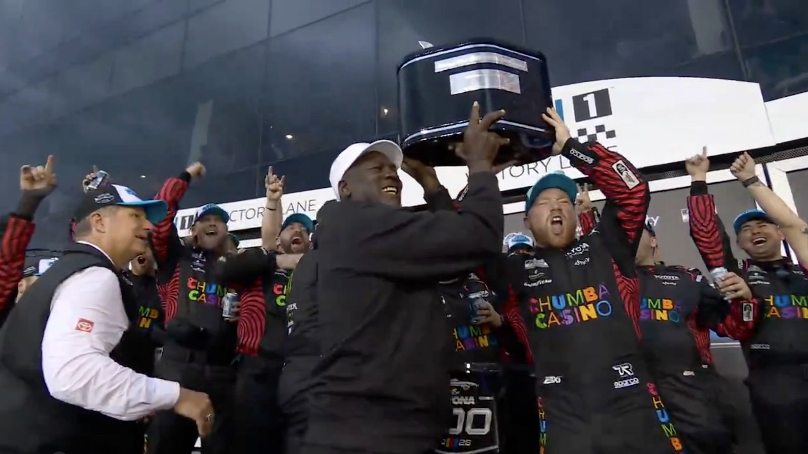 Michael Jordan’s Priceless Reaction to Daytona 500 Win Says It All TMSPN