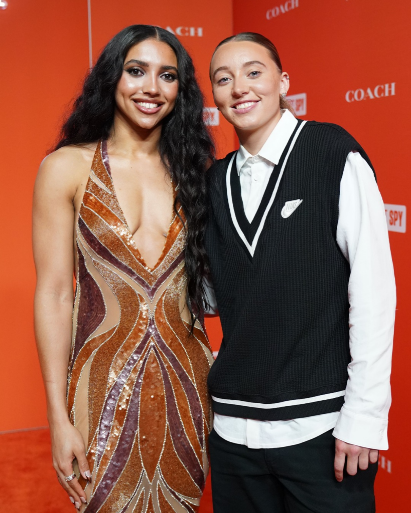Paige Bueckers Seen Getting Close With Former Teammate, Sparking Buzz ...
