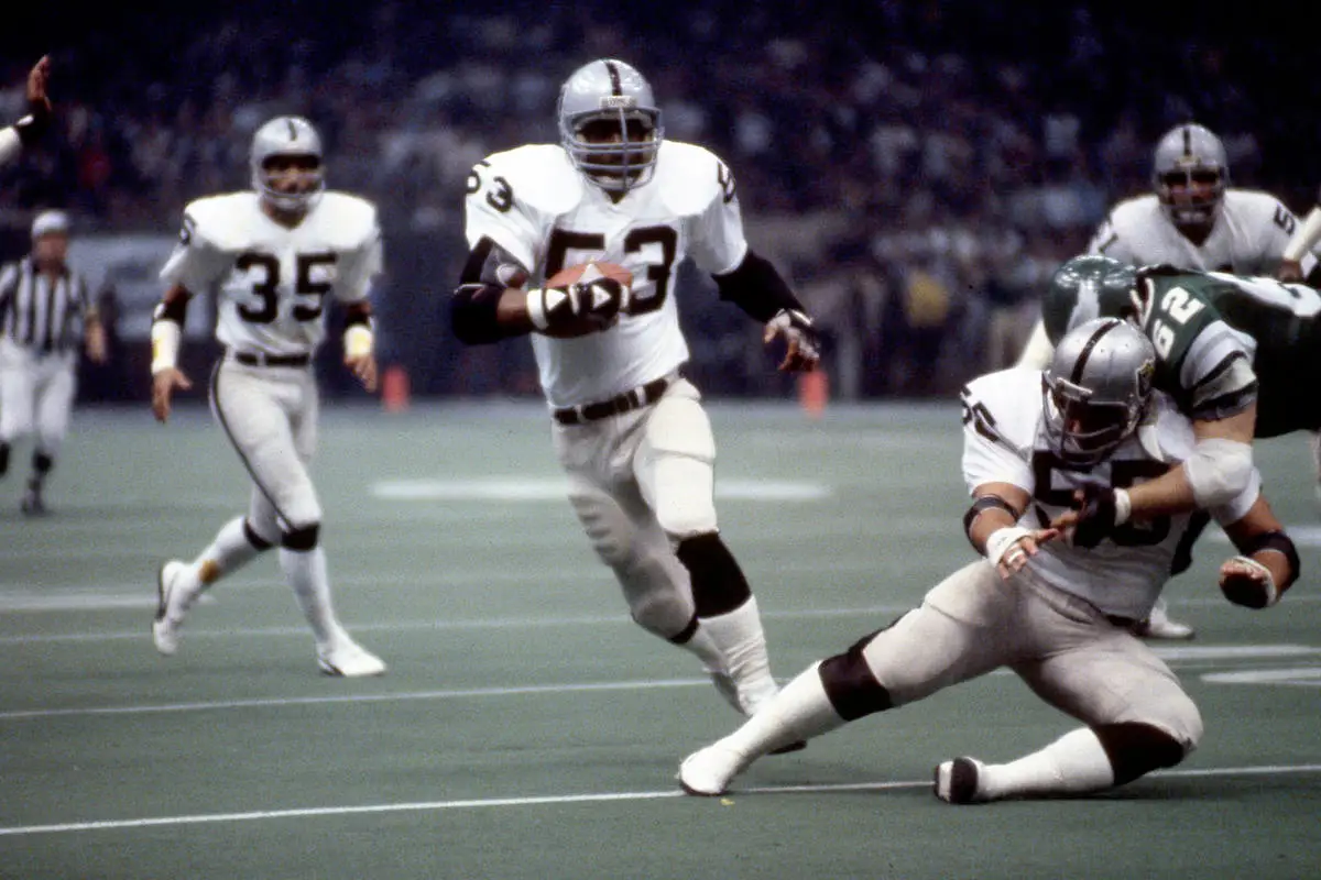 Mike Rae Nfl NFL World Mourns Raiders Legend and Two-Time Super Bowl Champion - TMSPN